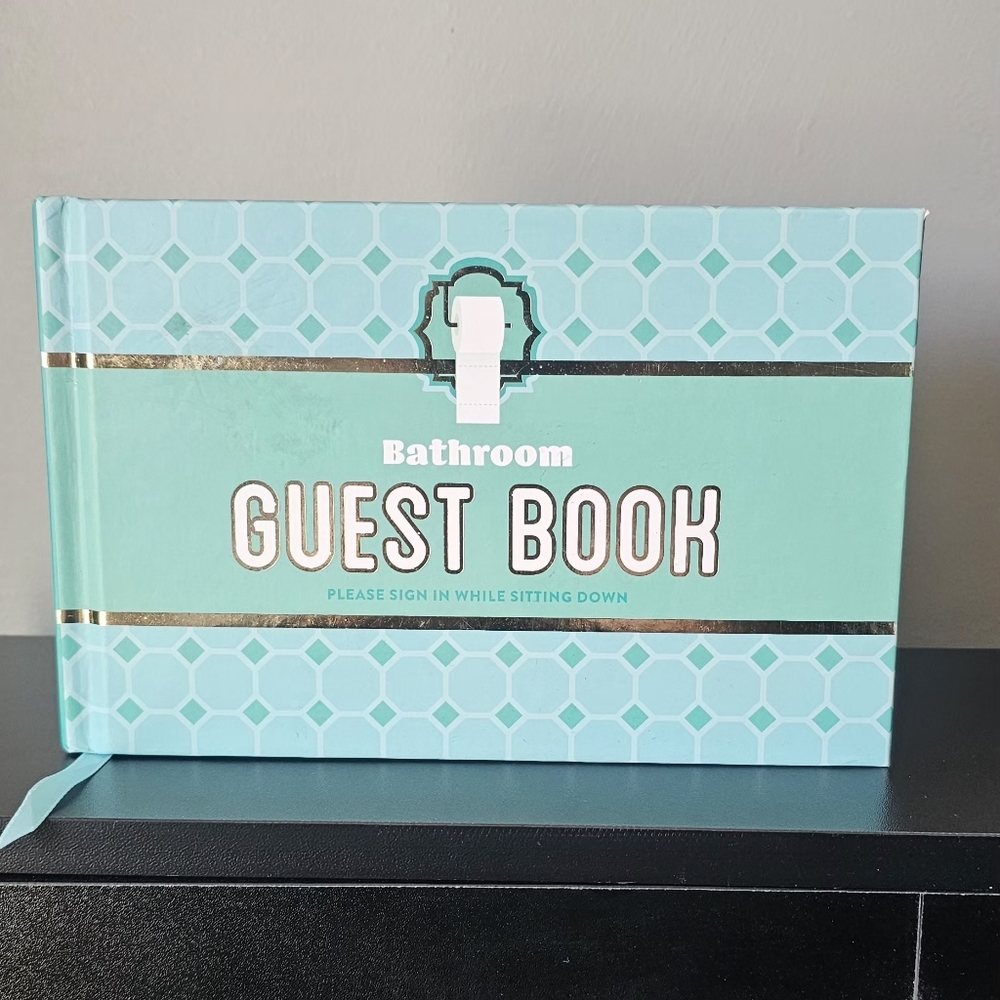 ✨ NWT Knock Knock Bathroom Guest Book  ✨